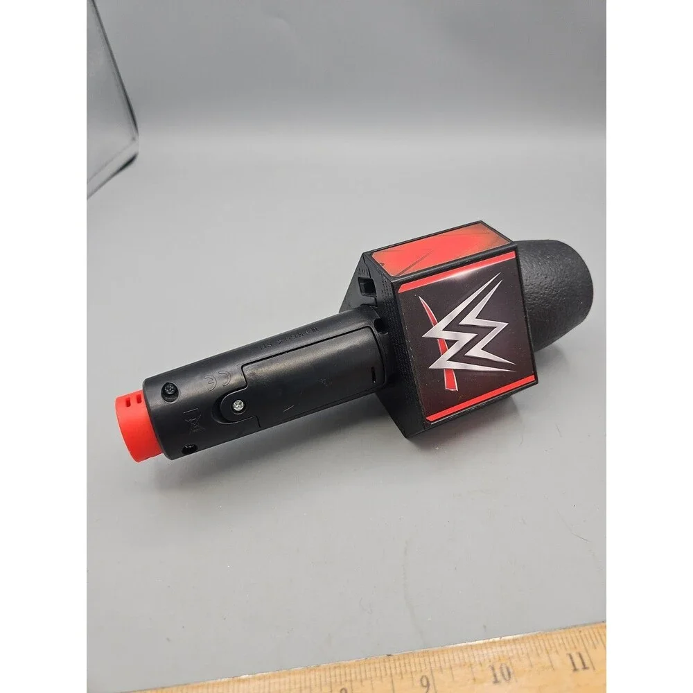 WWE MATTEL LIVE ACTION TRASH TALK BATTLE MICROPHONE 2018